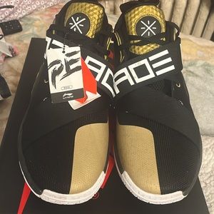 Li-Ning Wade 全城 All City Professional Basketball Shoes - Black/Gold